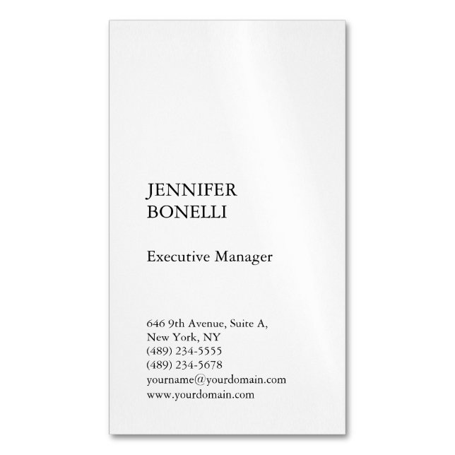 Beruflicher schlicht minimalistischer moderner Sti Magnetische Visitenkarte (Vorderseite Vertikal)