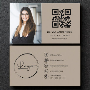 Berufliches Foto Brown QR Code Social Media Visitenkarte