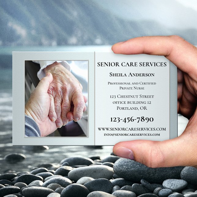 Berufliches Foto für Senior Care Visitenkarte (Business card featuring your own custom photo (optional) framed by an elegant silver design)