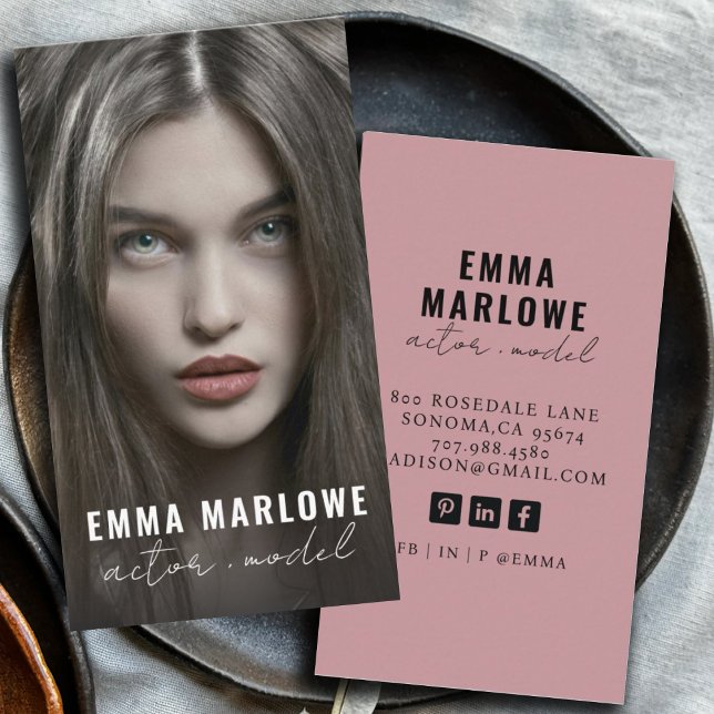 Berufliches Foto-Headshot des modernen Schauspielm Visitenkarte (Von Creator hochgeladen)