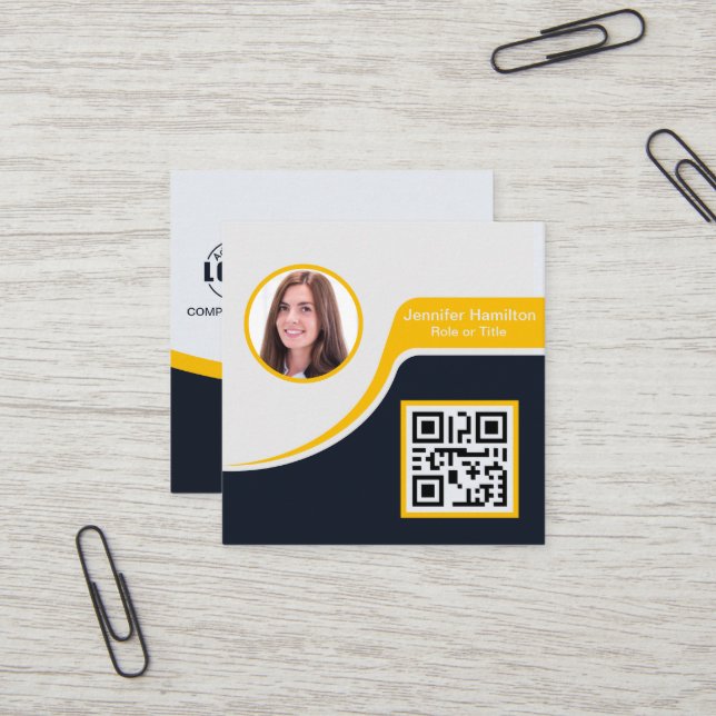 Berufliches Schwarz-Gelb-Logo hinzufügen QR-Code Quadratische Visitenkarte (Vorderseite/Rückseite Beispiel)
