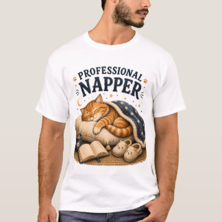 Berufsschläfer – Süßes Schlafkatzen-Cozy-Design T-Shirt