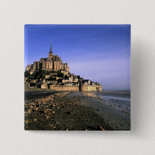Berühmte Festung Le Mont St. Michel auf der Insel Button