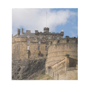 Berühmte riesige Burg Edinburgh Castle in Notizblock
