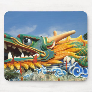 Berühmter Drache im Haw Par Villa in Singapur Asie Mousepad