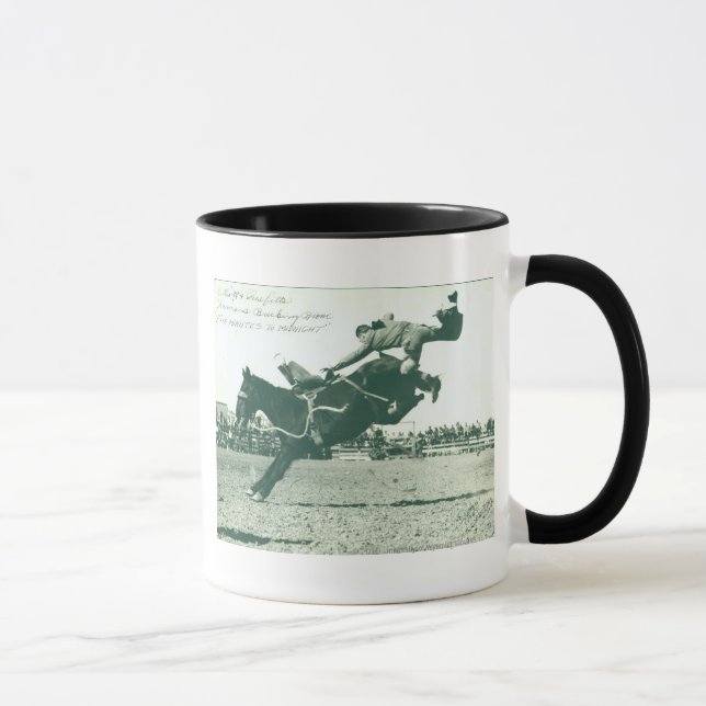 Berühmter sträubender Bronc fünf Minuten Tasse (Rechts)