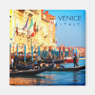 Beschäftigte Gondel-Station in Venedig, Italien Magnet