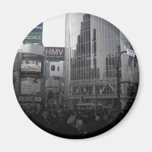 Beschäftigter Schnitt in Tokyo Magnet