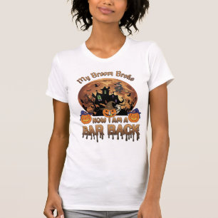 Besen Brach Bar Rückseite Halloween Spukhaus Hexe T-Shirt