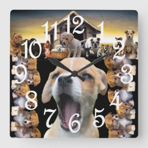Besitzer des Welpendoghundes gibt Wall Clock Quadratische Wanduhr
