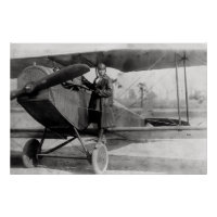 Bessie Coleman und ihr Flugzeug, 1922