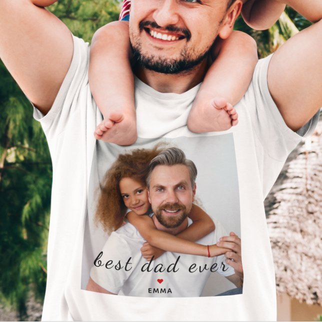 Best Dad Ever Cute Red Heart Custom Photo & Text T-Shirt (Von Creator hochgeladen)