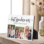 Beste Oma je - Grandchildren FotoCollage Fotoplatte<br><div class="desc">Feiern Sie die "Beste Oma je" mit dieser personalisierten Grandkinderfoto Collage Plaque. Dieses herzliche Geschenk besticht durch eine wunderschön arrangierte Collage mit wertvollen Fotos, die besondere Momente einfangen, ergänzt durch eine liebevolle Botschaft. Aus hochwertigen Materialien mit schlichter Oberfläche gefertigt, ist es ideal, um auf der Zuhause als hochgeschätzter Sake zu...</div>