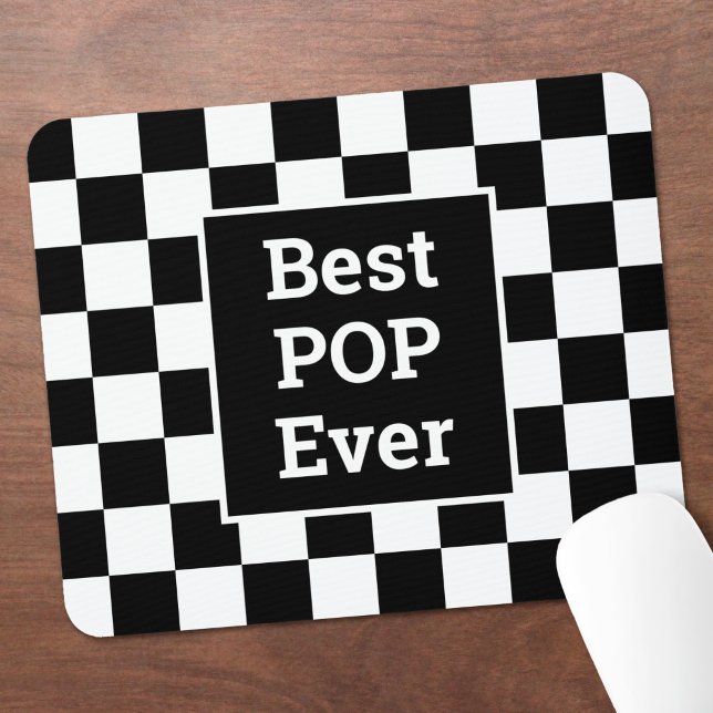 Bester Pop aller Zeiten Schwarz-weißes Karomuster Mousepad (Best Pop Ever Black White Checkered Pattern Mouse Pad in situ)