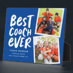 Bester Trainer je blau zwei Foto Team Vielen Dank Fotoplatte<br><div class="desc">Wir bedanken uns bei einem tollen Coach und feiern mit dieser lustigen 2-Foto-Plakette eine herrliche Saison mit einem königsblauen und weißen Farbschema. Personalisieren Sie es auch mit Ihrem eigenen Text, um an eine erfolgreiche Saison zu erinnern. Es ist eine tolle Möglichkeit, Ihre Wertschätzung für jede Sportsaison und Sportler jung und...</div>