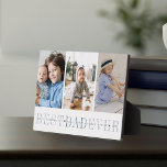 Bester Vater je | 3 Foto Vatertagskollage Fotoplatte<br><div class="desc">Mit dieser drei Foto-Collage-Plakette kreieren Sie ein süßes Geschenk für einen geliebten Vater. "Best Vater Ever" erscheint unter Ihren Fotos in graue und weiche blaue Schrift,  mit Ihrer individuellen Nachricht und Kindernamen überlagert.</div>