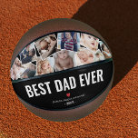 Bester Vater je Custom Foto Basketball<br><div class="desc">Machen Sie Ihre Lieblings-Erinnerungen zu einem sinnvollen Geschenk für den Vater mit dem Personalisierten Vatertag Basketball Keepake. Dieser einzigartige und anpassbare Sake wird eine sinnvolle Erinnerung Ihrer Liebe und Wertschätzung sein. Das Sprichwort "BEST VATER EVER" mit 12 Familienbildern, die Sie durch Ihr eigenes Foto ersetzen können, ist in einem weißen,...</div>