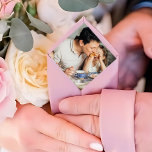 Bestes Papa-Geschenk von Daughter-Rosa Krawatte<br><div class="desc">Erinnern Sie sich an Ihren Hochzeitstag an den verliebten Kleinen,  den er einst war,  indem er ihm diese personalisierte,  brillante,  rosa Krawatte mit Ihnen,  Ihrem Vater und Ihrem Foto in der Kindheit schenkt. Erstaunen Sie ihn auch mit dieser süßen Geste als Vatertagsgeschenk</div>