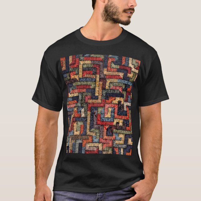 bestickte geometrische, ethnische Textur T-Shirt (Vorderseite)
