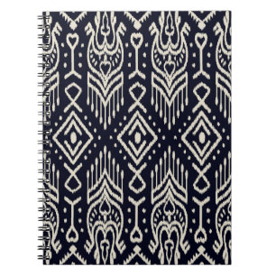 Besticktes Ikat-Gewebe: Ethnisches Eleganz. Notizblock