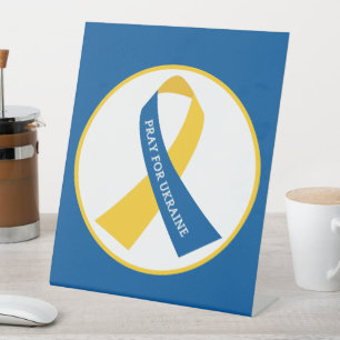 Beten Sie für die Unterstützung für die Ukraine Sockelschild