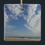 Bethany Beach II Keramikornament<br><div class="desc">Einige Strände an der Ostküste sind voll von Menschen und Gebäude,  andere sind voller Natur. Das Foto ist von einem ruhigen Strand in Delaware,  Bethany Beach,  während der Nebensaison im April entfernt. Dieses Foto ist auch als Widescreen-Tapete "Bethany Beach II" von MLeWallpapers.com zu sehen.</div>