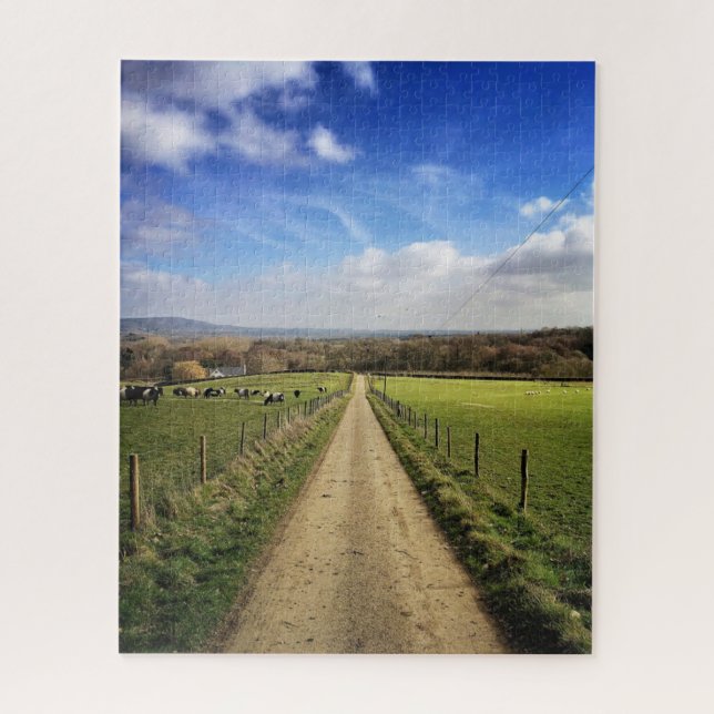 Betriebe | English Countryside Dirt Road (Vertikal)