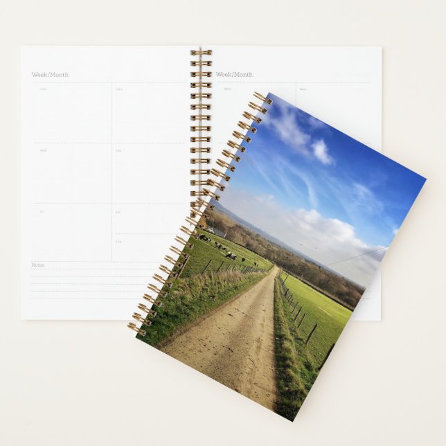 Betriebe | English Countryside Dirt Road Planer (Anzeige)