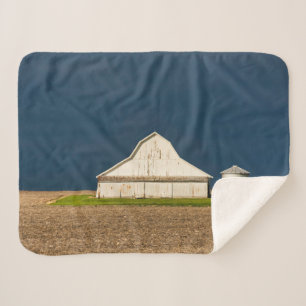 Betriebe   Weißer Stall & Silo Sherpadecke