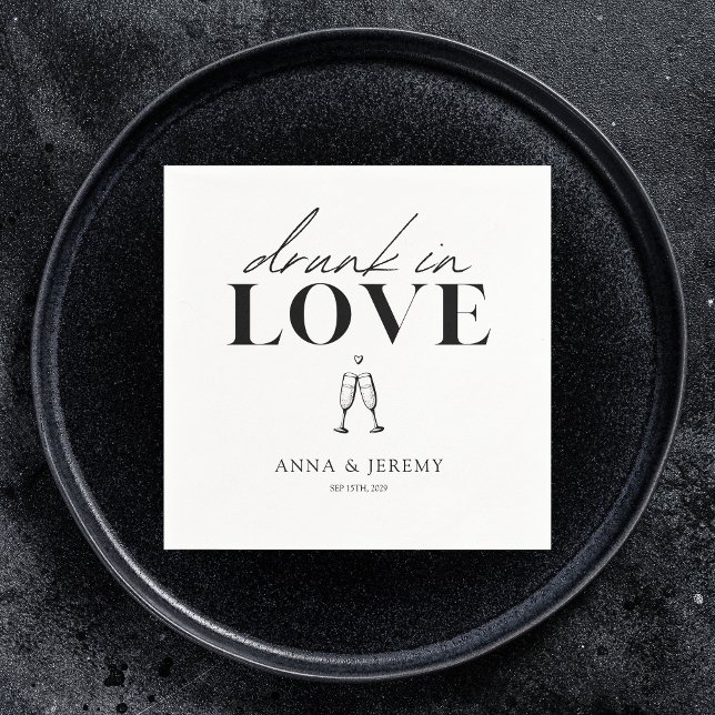 Betrunken in Liebe Hochzeitsfest Brautparty Serviette (Von Creator hochgeladen)