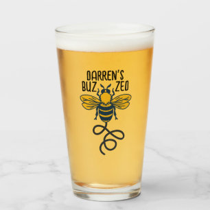 "Betrunken" mit Biene Anpassbares Bierglas Glas