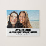 Betrunken Try - Funny Bridesmaid Vorschlag Foto<br><div class="desc">Zwei Freunde Foto lustige Bräute oder Trauzeugin Vorschlag Puzzles "Lass uns BETRUNKEN werden und auf HÜBSCHEN DRESSEN zusammen versuchen! Wirst du meine Brautjungfrau sein?"</div>