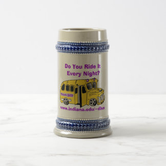 Betrunkenes Bus-Bier Stein Bierglas