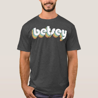 Betsey Retro Rainbow Typografie Faded Style T-Shirt
