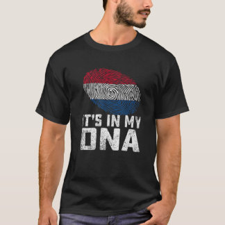 Beunruhigend ist es in meiner DNA Niederländischen T-Shirt