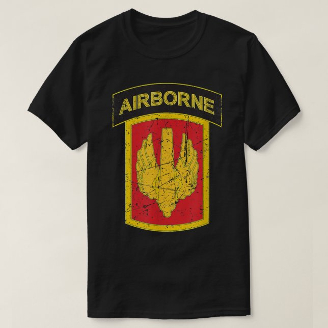 Beunruhigte 18. Feldartilleriebrigade T-Shirt (Design vorne)