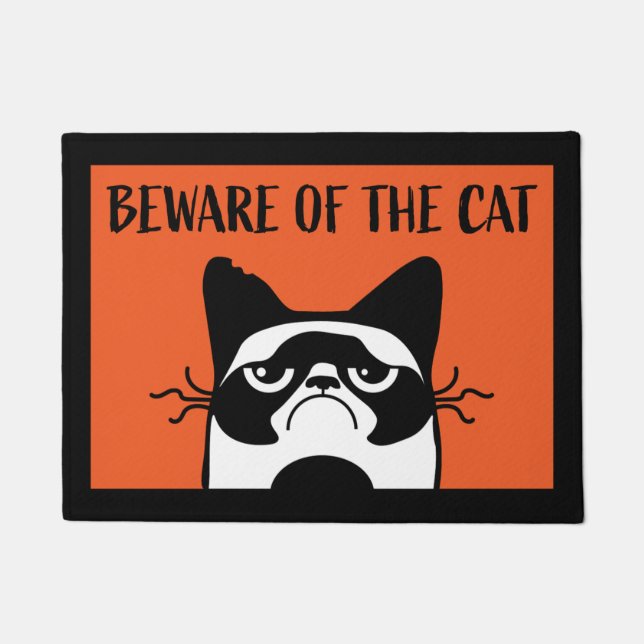 BEWAFFNUNG DER KATZE FUßMATTE (Vorderseite)