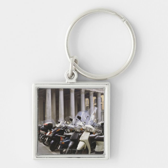 Bewegungsroller herein geparkt außerhalb des schlüsselanhänger (Vorne)