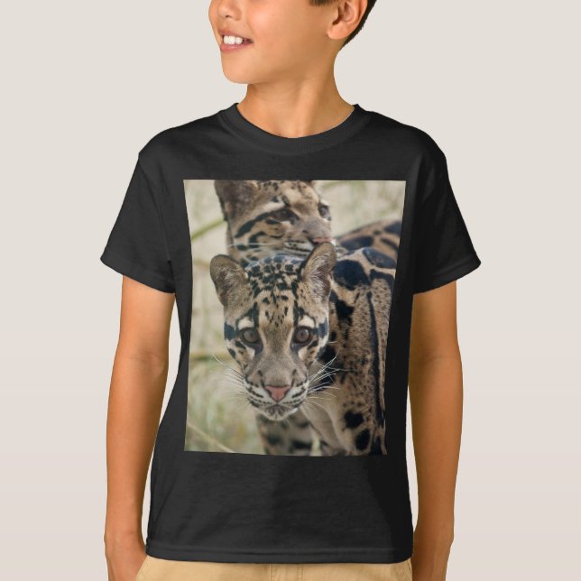 Bewölkte Leoparden T-Shirt (Vorderseite)