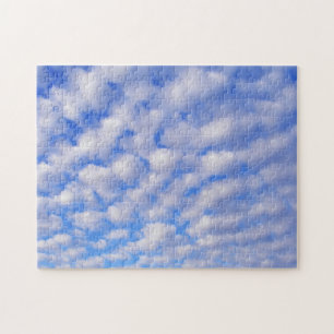 Bewölktes blauer Himmel-Puzzlespiel