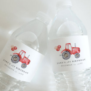 Bewundernswertes rustikales, rotes Traktor Wasser