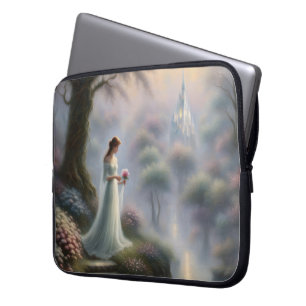 Bezaubernder Burggarten mit Prinzessin Laptopschutzhülle