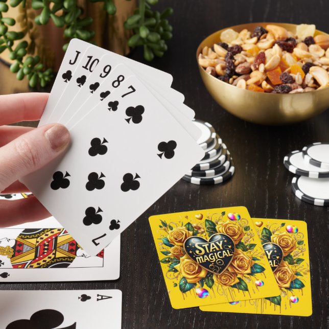 Bezauberndes Bouquet mit goldenen Rose und Herz Spielkarten (In Situ)