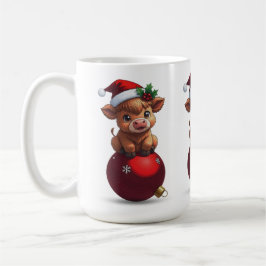 bezauberndes Highland-Rind-Baby sitzend Kaffeetasse