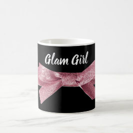 Bezauberndes Mädchen-elegante hübsche rosa Kaffeetasse