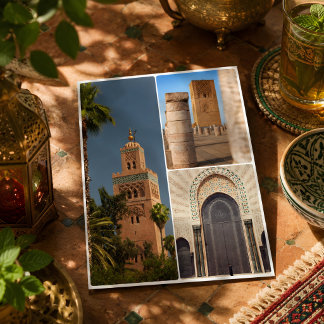 Bezauberung der marokkanischen Medina-Architektur  Postkarte