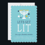 Beziehen Sie Lit | Hanukkah-Party Einladung<br><div class="desc">Laden Sie Freunde und Lieben ein, um sich mit diesen niedlichen Hanukkah-Party Einladungen ein wenig an Hanukkah zu erfreuen. Das sonnige Design, das nur für Erwachsene gedacht ist, besticht durch ein türkisfarbenes Ambiente mit einer hellen Menorah, die von goldgelben, blauen und weißen Sternen umgeben ist. Personalisieren Sie sich mit Ihren...</div>