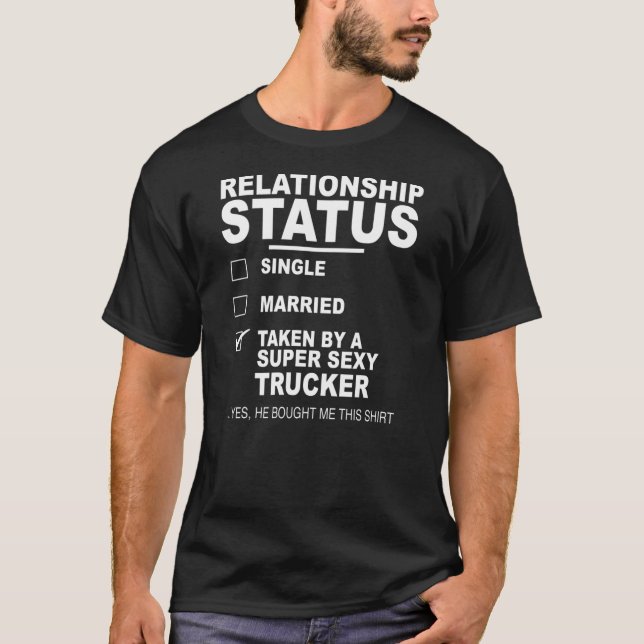 Beziehungsstatus von einem Super S e xy T-Shirt (Vorderseite)