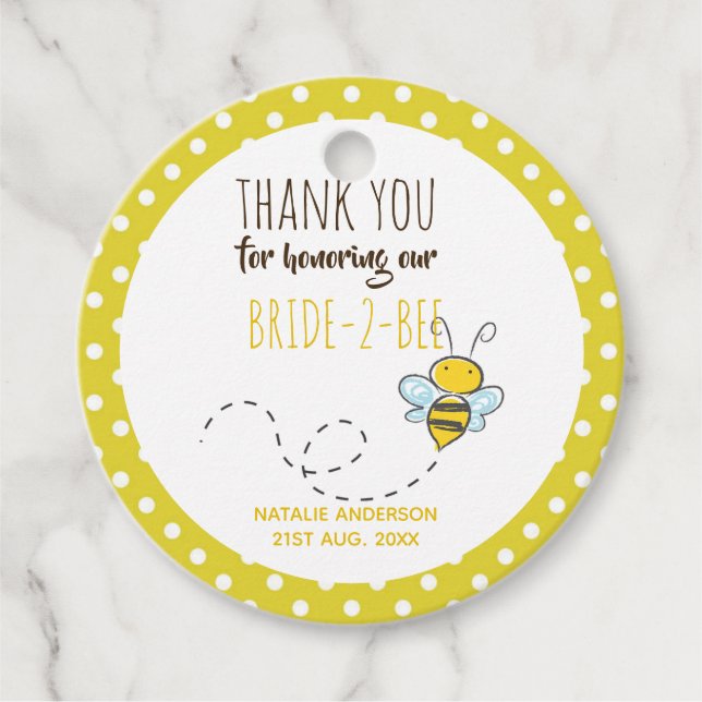 BH 2 BEE Niedlich Gelbes Punkt Brautparty Geschenkanhänger (Vorderseite)