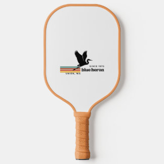 BHR auf dem Pickle Ball Feld Pickleball Schläger